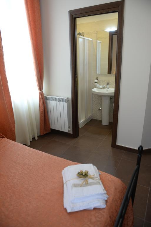 B&B San Leonardo Mascali Exteriör bild