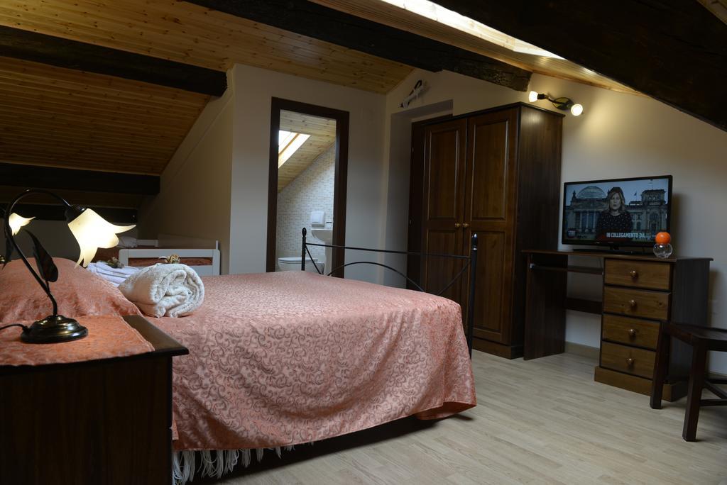 B&B San Leonardo Mascali Exteriör bild