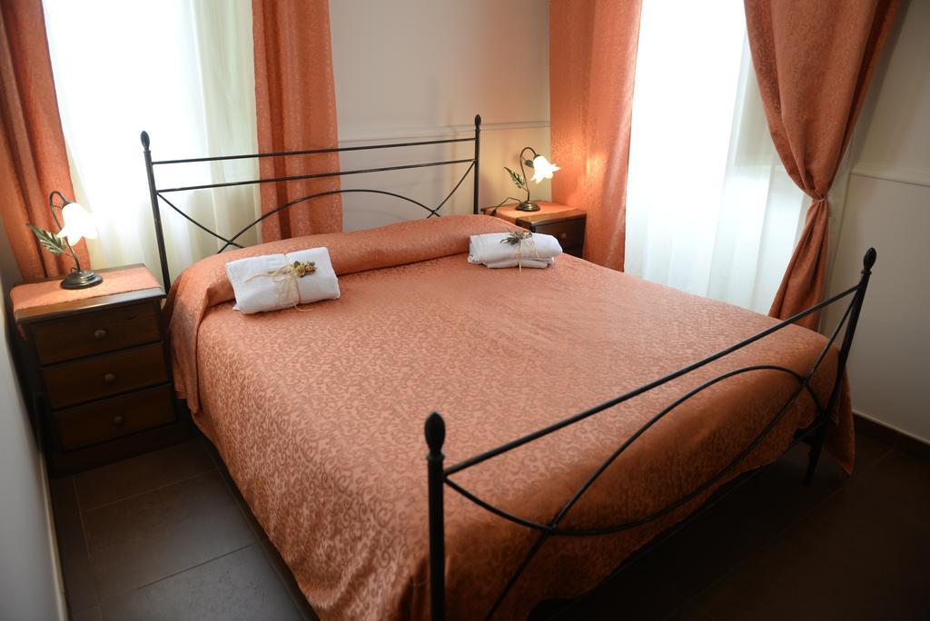 B&B San Leonardo Mascali Exteriör bild