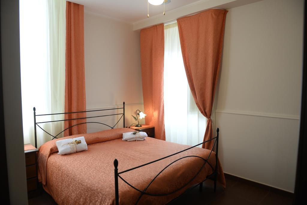 B&B San Leonardo Mascali Exteriör bild
